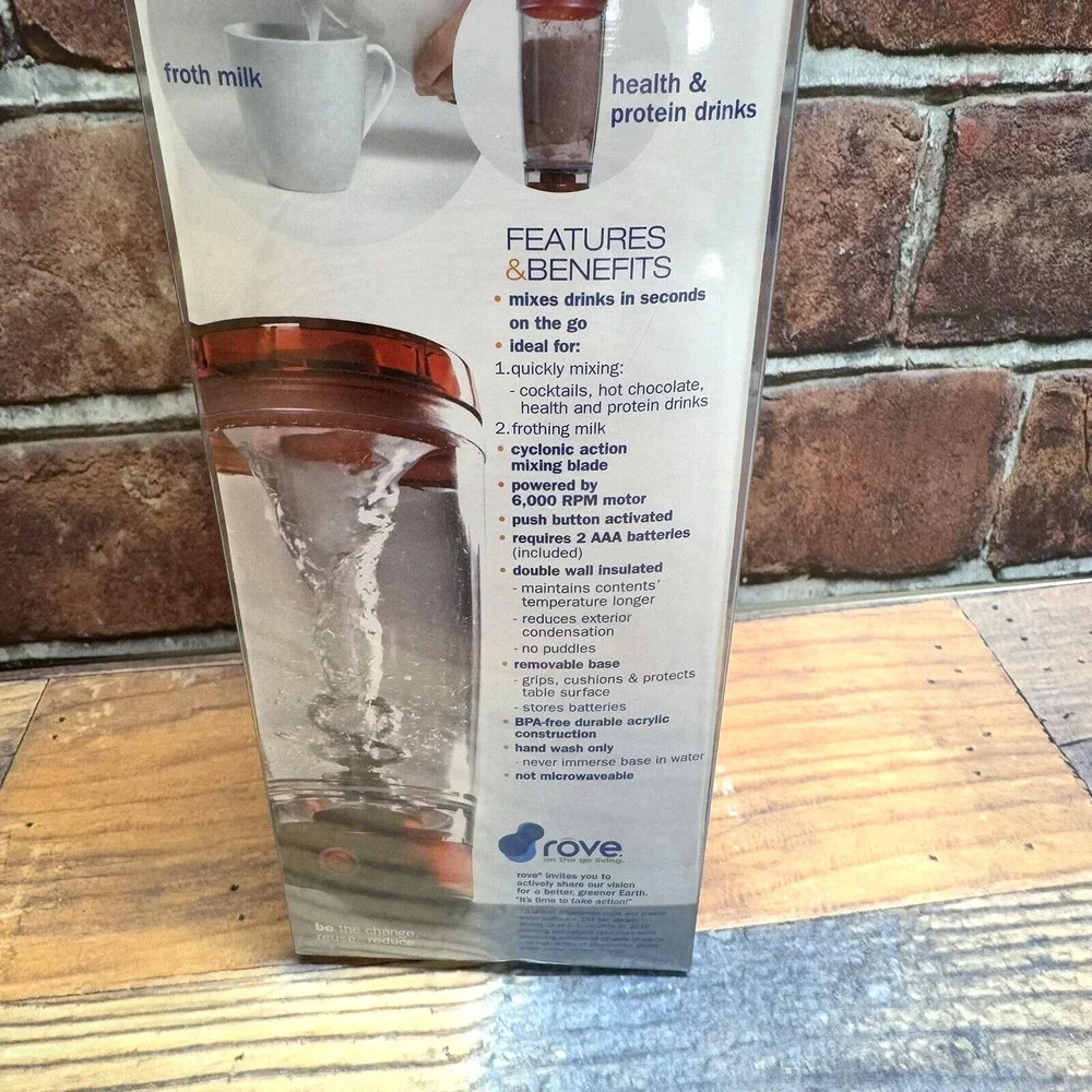 Rove On The Go Living 15 oz Travel Mixer 2 Lids Smoothies Protein Shakes Fitness